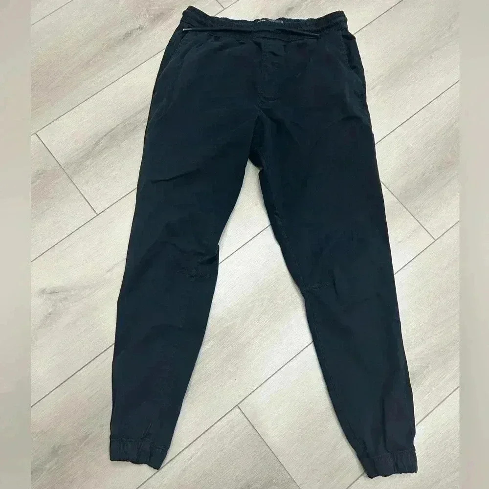 Zara Men’s Joggers black pants jeans medium elastic waist pull on - Picture 1 of 4